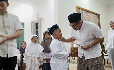 Bupati Batang Fokus Tingkatkan Kesejahteraan dan Pendidikan Yatim