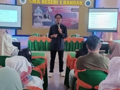 Orang Tua dan Guru Bersinergi Bentuk Karakter Anak di SMA Negeri 1 Bandar