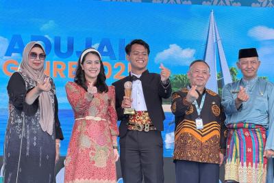 putra-batang-pimpin-genre-jawa-tengah-meraih-juara-nasional