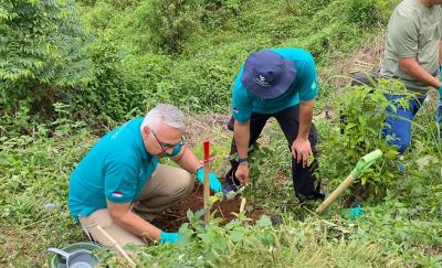 Peringatan HMPI, PLTU Batang Dukung Penanaman 500 Pohon di Desa Tombo