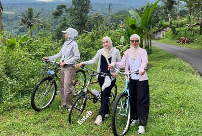 Komunitas Es Teh, Ruang Santai Perempuan Untuk Bersepeda