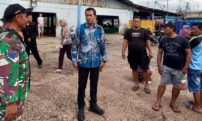 Wabup Batang Tinjau Pencarian Korban Laka Laut di Muara Sungai Sambong