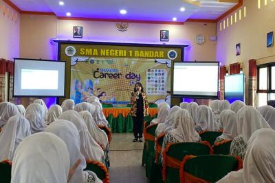 Disperindag Jateng Siapkan Siswa SMA Masuki Dunia Kerja