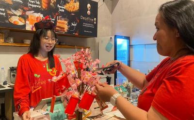 Deadline Coffee Tebar Hoki, Bisa Petik Angpao di Pohon Imlek