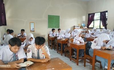 Semarakkan Ramadan, OSIS SMAN 1 Bandar Gelar Tadarus Serempak