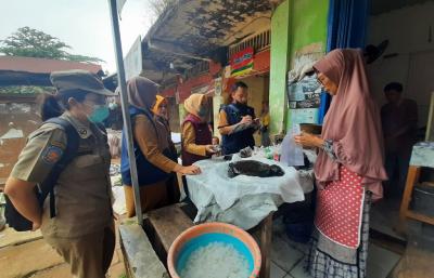 MONITORING MAKANAN di PASAR
