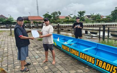 Empat Perahu Baru Perkuat Tradisi Lomba Dayung di Kabupaten Batang