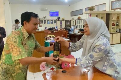 Siap Pecahkan Rekor Muri, Diskominfo Batang Kumpulkan 59 Liter Minyak Jelantah