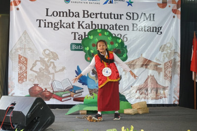 LOMBA BERTUTUR