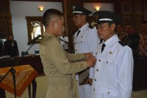bupati-lantik-dua-kepala-desa-antar-waktu