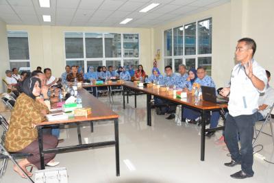 anggota-komisi-b-dprd-jawa-tengah-berharap-pt-cj-cheljedang-mencukupi-kebutuhan-pakan-ternak