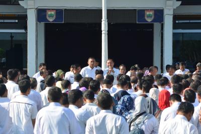 akhir-masa-jabatan-bupati-beri-hadiah-untuk-pns-tpp-naik-tiga-ratus-persen