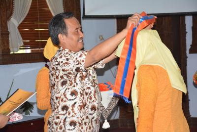 akademi-pradigta-meluluskan-30-wisudawati