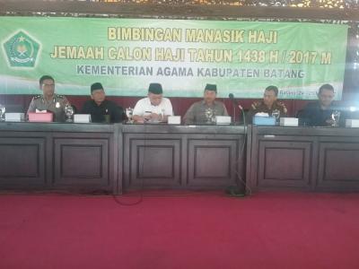 bimbingan-manasik-haji-jamaah-calon-haji-tahun-1438h-2017m-kab-batang