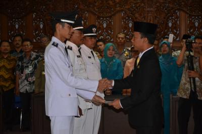 bupati-ingatkan-kades-terpilih-untuk-berpegang-pada-falsafah-jawa