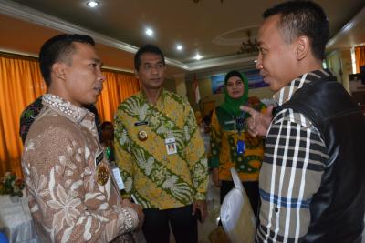 pemkab-meminta-tempat-rest-area-jalan-tol-pamerkan-produk-lokal-umkm