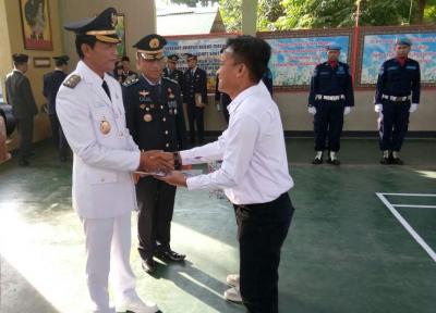 115-narapidana-rutan-rowobelang-batang-terima-sk-remisi