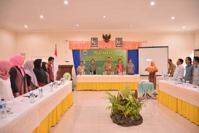 memotivasi-para-pengusaha-industri-kecil-menengah-untuk-mengenali-jati-diri