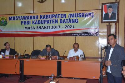 sunarto-terpilih-lagi-sebagai-ketua-pbsi-batang