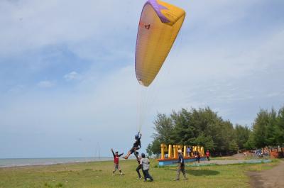 Pesona Pantai Jodo dan Keunikanya