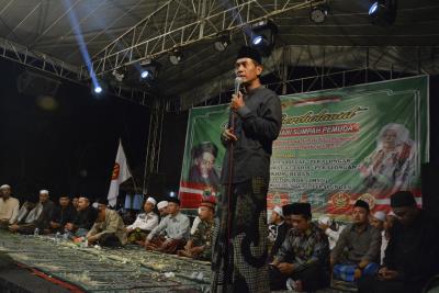 Ribuan Pemuda Ikrar  Sumpah Pemuda dan Bersholawat