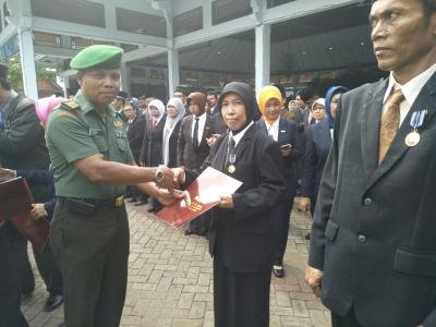 Kodim 0736/Batang Tetap Ikuti Upacara Hari Sumpah Pemuda 