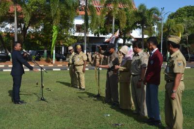 pimpin-apel-pagi-bupati-wihaji-motivasi-para-asn-batang