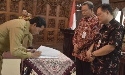 tandatangani-mou-kerjasama-dari-kabupaten-cilacap-dan-kabupaten-rembang