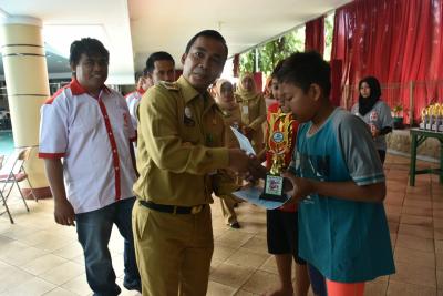 batang-miliki-kolam-renang-standar-nasional