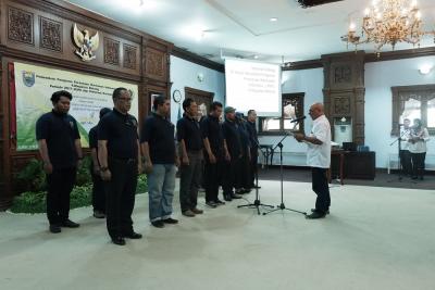 pelantikan-pengurus-pwi-kabupaten-batang