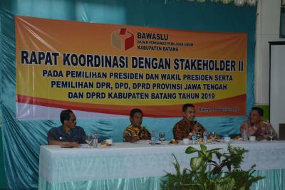 praktik-politik-uang-masih-menjad-permasalahan-di-pemilu