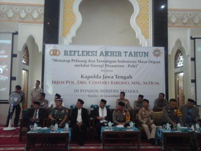 refleksi-akhir-tahun-kapolda-jateng-kunjungi-tazakka