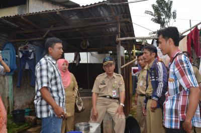 warga-desa-kandeman-keluhkan-pencemaran-dinas-peternakan-dan-polres-batang-sidak-kandang-sapi