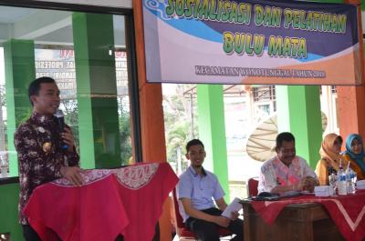 ciptakan-lapanga-kerja-bupati-wihaji-buka-pelatihan-kerajinan-bulu-mata