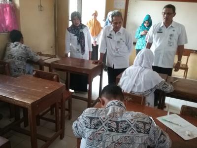 kepala-disdikbud-pantau-persiapan-unbk-dan-unkp