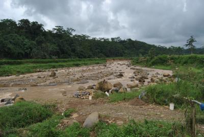 warga-wonotuggal-tolak-gol-c-bupati-wihaji-setujui