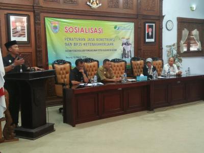 bupati-pemda-untuk-dampingi-jasa-konstruksi-batang-agar-profesional