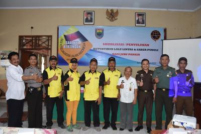 ratusan-juru-ditertibkan-tim-saber-pungli