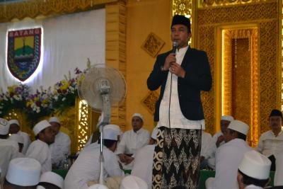 pemerintah-daerah-semarakkan-hut-batang-ke-52-dengan-gema-dzikir-dan-shalawat-bersama