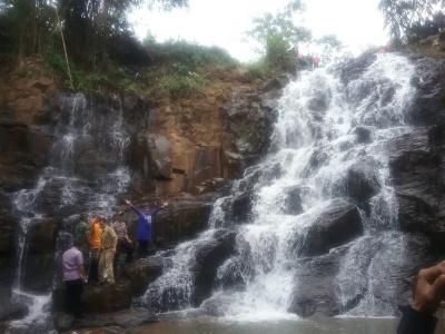 curug-kanoman-destinasi-wisata-ramah-anak