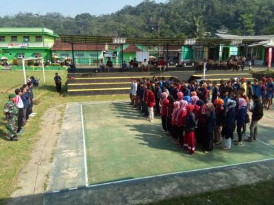 turnamen-bola-voli-di-desa-binaan