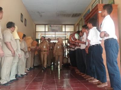 smp-n-8-acungi-jempol-dengan-pola-pembelajaran-bupati-batang