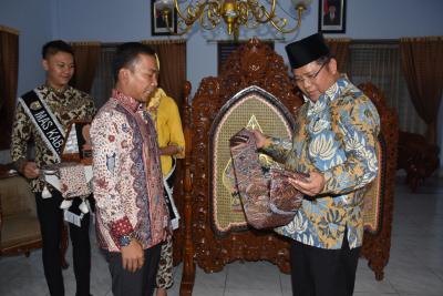 menteri-kominfo-apresiasi-keterbukaan-publik-pemkab-batang