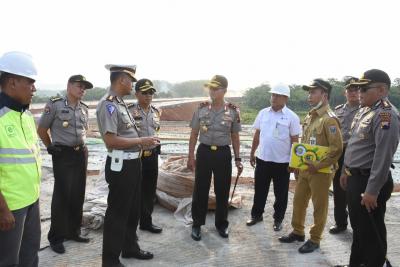 kapolda-jateng-optimis-h-10-jalan-tol-bisa-dilalui