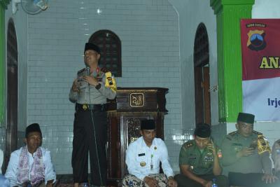 kapolda-jateng-dan-pangdam-iv-diponegoro-berikan-bantuan-ke-masjid-jami-al-awwabin-gringsing