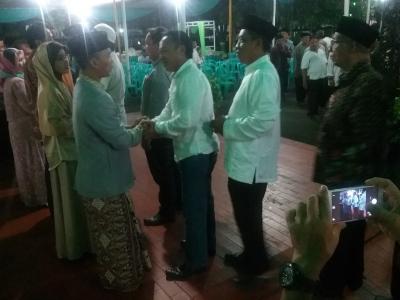 sang-pamomong-bupati-batang-harus-semakin-dekat-dengan-masyarakat