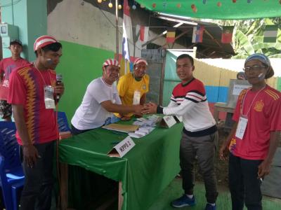 tps-unik-pilkada-dengan-nuansa-piala-dunia