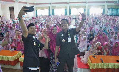 1-028-guru-paud-batang-harapkan-kesetaraan-dengan-guru-lain