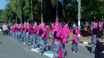 semarak-kirab-wisuda-santri-lahirkan-generasi-yang-lebih-islami