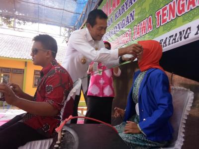 wakil-bupati-batang-terharu-atas-penampilan-musik-dari-anak-disabilitas